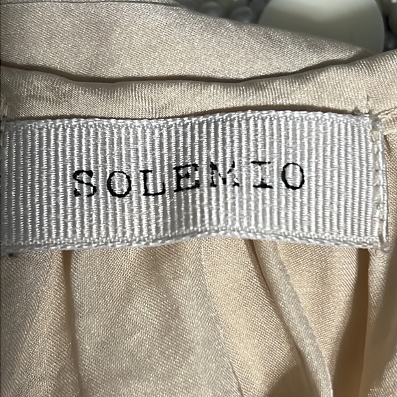 Solemio women’s lightweight cream sleeveless tank with statement flower small - Picture 5 of 6